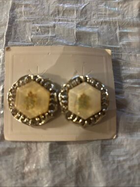 Gold-Tone Cream Floral Hexagon Clip-On Earrings with Rhinestone Border